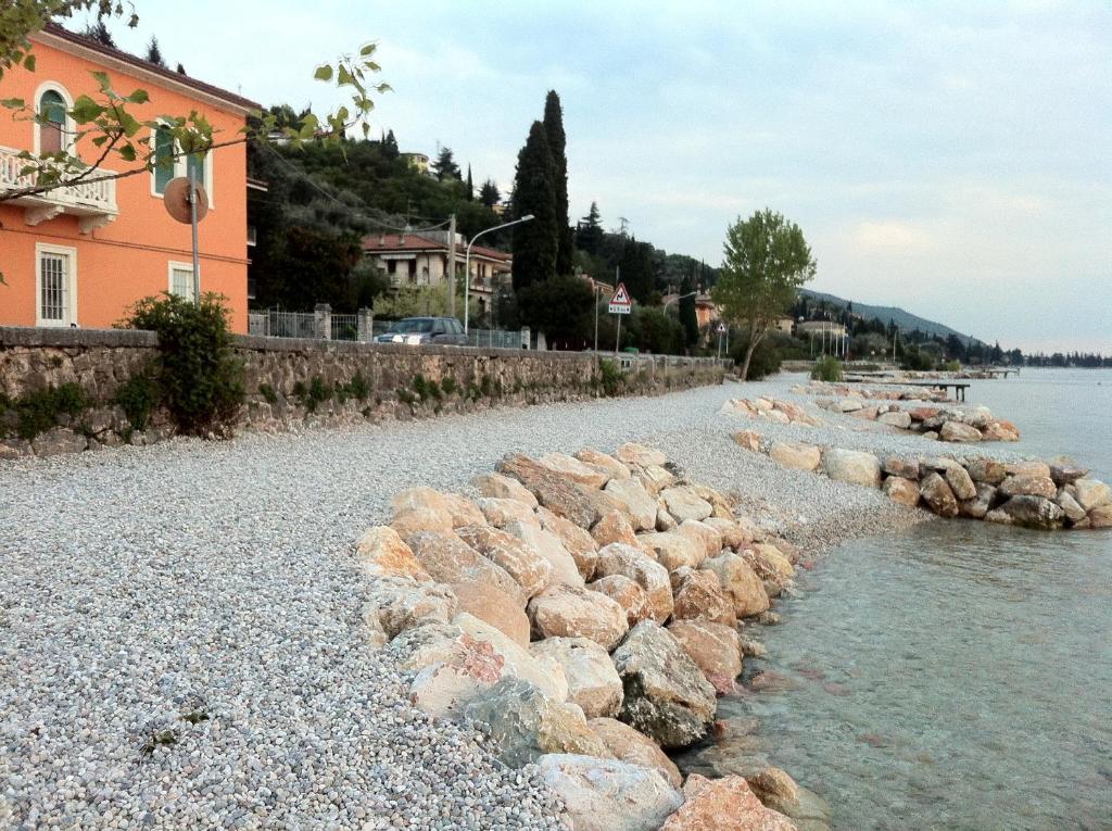 Hotel Fraderiana Torri Del Benaco Pokoj fotografie