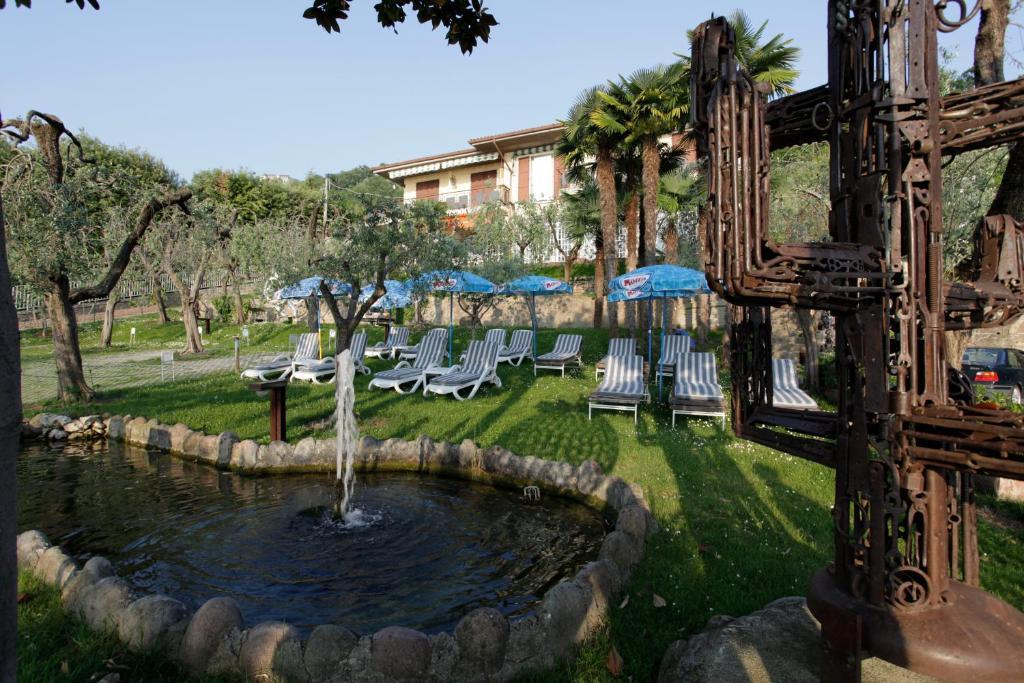 Hotel Fraderiana Torri Del Benaco Pokoj fotografie