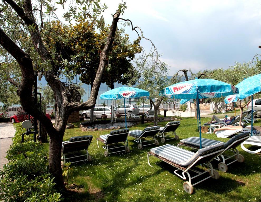 Hotel Fraderiana Torri Del Benaco Pokoj fotografie